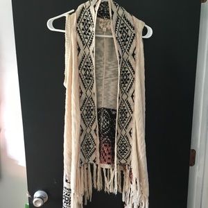 Hippie Rose Aztec Shrug